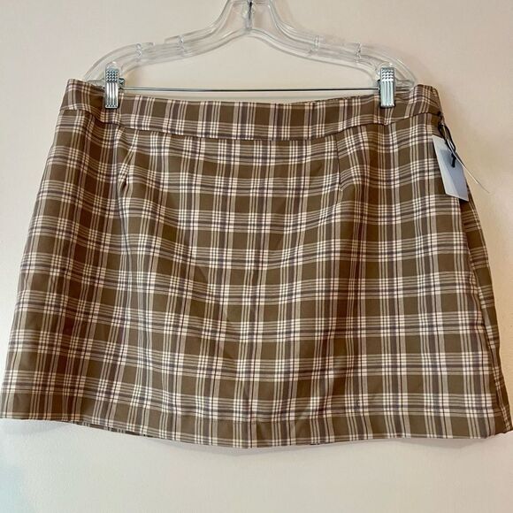 Abound PLUS Brown Plaid Mini Skirt - Picture 1 of 4